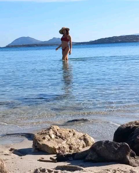 Instagram post from lisafrassi_official. This post is in position 3.